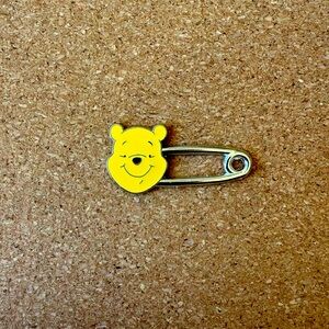 Disney Winnie the Pooh, safety pin Hong Kong